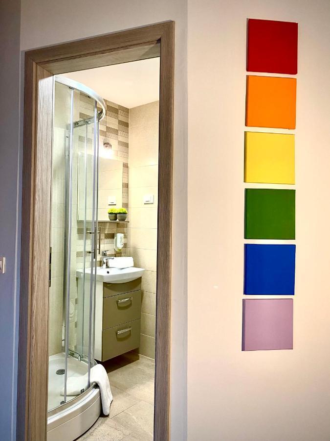 Rainbow House Rooms มาริบอร์ ภายนอก รูปภาพ