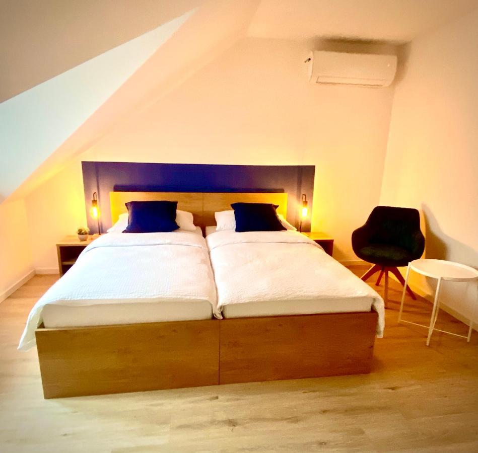 Rainbow House Rooms มาริบอร์ ภายนอก รูปภาพ