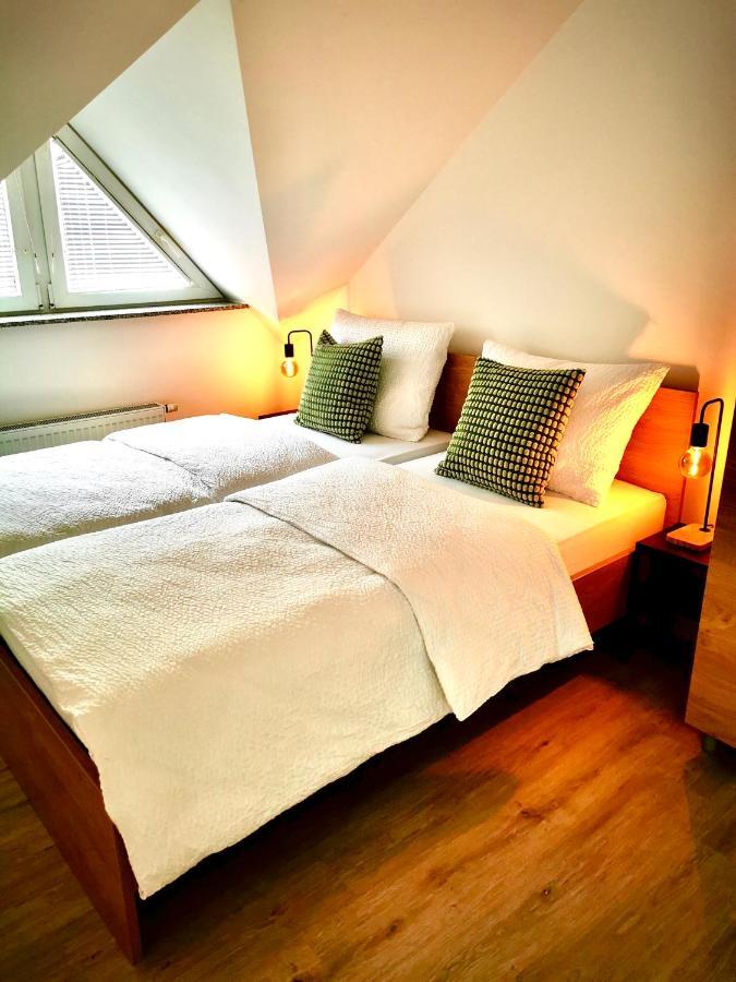 Rainbow House Rooms มาริบอร์ ภายนอก รูปภาพ