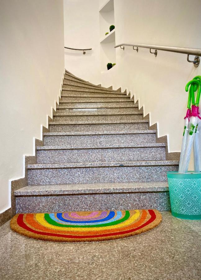 Rainbow House Rooms มาริบอร์ ภายนอก รูปภาพ